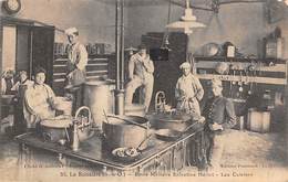 Thème Publicité Ou Vue: Cuisine. Cheminée.Arts De La Table  78 La Boissière .La Cuisine De L'école Militaire (voir Scan) - Altri & Non Classificati