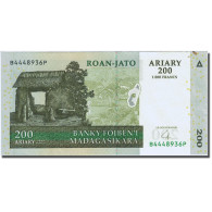 Billet, Madagascar, 200 Ariary, 2004-2006, 2004, KM:87a, SPL - Madagaskar