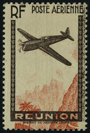 Neuf Sans Charnière N° 3, Avion En Vol, Brun Et Rouge, Valeur Faciale Absente Et Belle Variété : Centre Très Déplacé Ver - Other & Unclassified