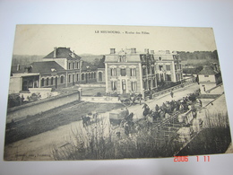 C.P.A.- Le Neubourg (27) - Ecoles Des Filles - 1915 - SUP (AL 11) - Le Neubourg