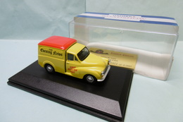 Oxford - MORRIS MINOR 1000 Van EVENING NEWS Réf. MM049 BO 1/43 - Commercial Vehicles