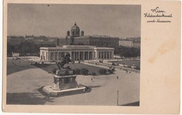 Austria, Vienna, Wien, Heldendenkmal Und Naturhistorisches Museum, Unused Postcard [21628] - Museen