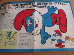 Page Issue De SPIROU Années 70 / MISTER KIT Présente : DOUBLE PAGE / SCHTROUMPFEZ UN PORTE-CLEF GRAND SCHTROUMPF - France