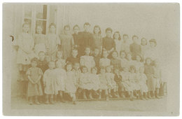 Cpa Carte-photo Groupe De Fillettes, école ( Postée Vers Montagnac, Basses-Alpes ) - Ecoles