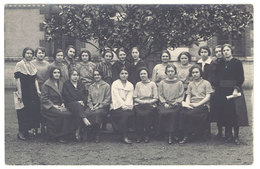 Cpa Carte-photo Groupe De Jeunes Femmes, école - Ecoles