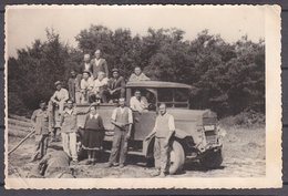 TRUCKS , OLD POSTCARD - Vrachtwagens En LGV