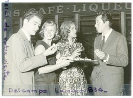 - Photo De Presse - Original, Michel ROUX, Dany ROBIN, Hildegarde NEF, Michel AUCLAIR, 28-08-1952, TBE, Scans.GARDE - Célébrités