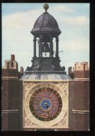 CPM Neuve Royaume Uni HAMPTON Court Palace The Astronomical Clock - Middlesex