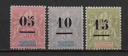 MADAGASCAR - 1902 - YT N° 48/50 * CHARNIERE CORRECTE - COTE = 59.5 EUR - Neufs