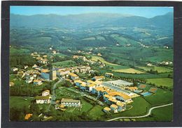 Delcampe - 64  SARE Vue Panoramique Avec Le Village De Vacances Omardia Et L'Eglise CPM Année 1990 EDIT Combier - Sare