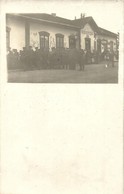 * T2 Gátalja, Gáttája, Gataia; Vasútállomás Katonákkal / Railway Station With Soldiers, Photo - Unclassified