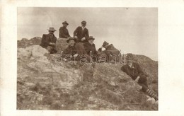 T2/T3 1908 Cerná Hora, Kirándulók A Hegycsúcson / Hikers At The Mountain Peak. Photo (EK) - Non Classés