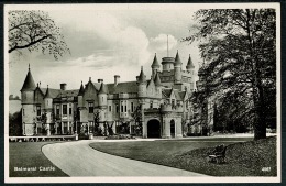 RB 1211 - Real Photo Postcard - Balmoral Castle Aberdeenshire Scotland - Royalty Theme - Aberdeenshire