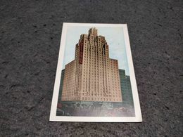 ANTIQUE POSTCARD UNITED STATES NEW YORK HOTEL WELLINGTON CIRCULATED AIR MAIL CANCEL 1952 - Bares, Hoteles Y Restaurantes