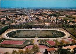 - Dpts Div.-ref-X798- Vaucluse - Bedarrides - Vue Aerienne Du Stade Des Vedeaux - Stades - Sports - Carte Bon Etat - - Bedarrides