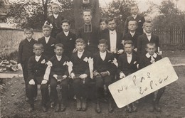 CHAUX - Monsieur Le Curé Littot Avec Ses Communiants En 1925 ( Carte-photo )     Rare - Sonstige & Ohne Zuordnung