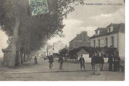 44 - BASSE INDRE - T.Belle Vue Animée Du Quai ( Cyclistes , Salle Pour Bals , Noces , Banquets ) - Basse-Indre