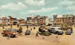 Bastogne Place Du General Mac Auliffe Tank Autocar Camion - Bastenaken