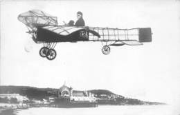 06-NICE- CARTE-PHOTO- EN AVION - Transport (air) - Airport