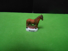 FEVE SERIE CHEVAUX DE RACE  2002 MAT - Animaux