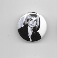 DIVERS  France Gall " Badge " - Objets Dérivés