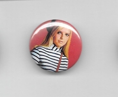 DIVERS  France Gall " Badge " - Objets Dérivés