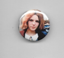 DIVERS  France Gall " Badge " - Objets Dérivés