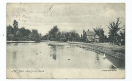 Bedfordshire Bedford Park The Lake Valentines Postcard. Bedford Squared Circle - Bedford