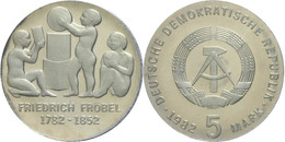 249 5 Mark, 1982, Fröbel, In Hartplastik Verplombt, PP., Katalog: J. 1584 PP - Sonstige & Ohne Zuordnung