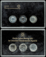 271 Thematischer Kursmünzensatz Martin Luther, 1983, Ehrung Mit 5 Mark Wartburg (1983), 5 Mark Schlosskirche In Wittenbe - Mint Sets & Proof Sets