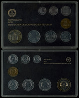 275 1 Pfennig Bis 5 Mark, 1984, KMS, 8 Münzen, 5 Mark Brandenburger Tor, In Hartplastik, St.  St - Ongebruikte Sets & Proefsets