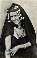 Pays Div - Ref M657- Mauritanie - Jeune Femme Maure Et Sa Belle Parure De Bijoux   - Carte Bon Etat  - - Mauritanie