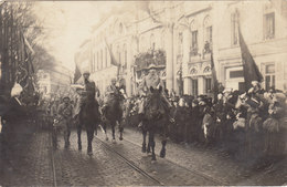 °°°  75 PARIS / CARTE PHOTO DEFILE AVENUE DE LA GRANDE ARMEE  °°°       ////   REF AOUT 18 / N° 7052 - Arrondissement: 17