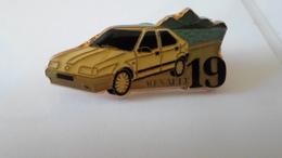 PINS  RENAULT 19  *****  RARE      A  SAISIR   ****** - Renault