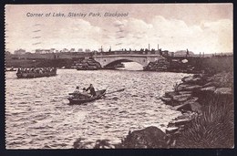 OLD CARD ** CORNER OF LAKE - STANLEY PARK - BLACKPOOL ---- Rowing - Râmer - - Blackpool
