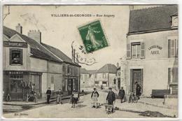 1 Cpa Villiers Saint Georges - Rue Augers - Villiers Saint Georges