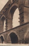 CPA Remoulins Le Pont Du Gard Enfilade Cliché R Amat Edition Broche YT 410 411 X2 Mercure 16 4 1939 - Remoulins