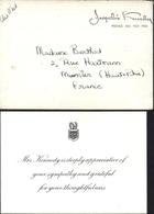 Tampon Jacqueline Kennedy Et Lettre En Franchise Avec Paraphe Pour La France Remerciement Pour Condoléance JFK - Other & Unclassified