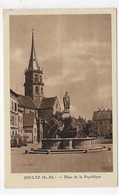 Delcampe - SOULTZ - PLACE D ELA REPUBLIQUE - CPA NON VOYAGEE - Soultz