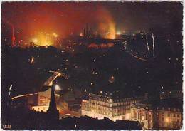 Delcampe - 54. LONGWY LA NUIT . LA VILLE ET LES HAUTS FOURNEAUX . Editeur LA CIGOGNE - Longwy