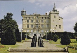 69 ---SAINT-PRIEST----le Château--- Voir 2 Scans - Saint Priest