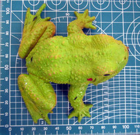 RANA FROG VINTAGE MADE HONG KONG PLASTICA MORBIDA - Frogs