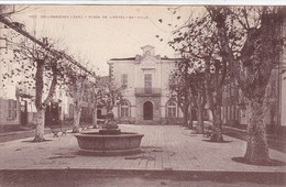 83 / COLOBRIERES / PLACE DE L HOTEL DE VILLE - Collobrieres