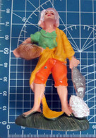 RAGAZZO CHE VENDE PESCE VINTAGE PRESEPIO PRESEPE ITALY - Nacimientos - Pesebres