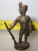 SOLDIERS OF PRUSSIA 1978 KINDER Ferrero METAL FIGURE BRASS BROWNED - Metalen Beeldjes