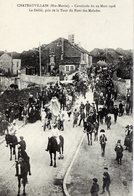 Dépt 52 - CHÂTEAUVILLAIN - Cavalcade Du 29 Mars 1908 - Le Défilé, Pris De La Tour Du Pont Des Malades - Très Animée - Chateauvillain