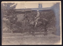 VERS 1910 -  VIEILLE PHOTO De Plaque En Verre (1880) Cassée CAVALIER AVEC CHEVAL - HORSE - PAARD - Alte (vor 1900)