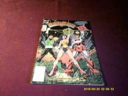 WONDER WOMAN  No 25 - DC