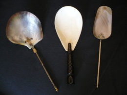 Konvolut (3) Vorlage-Löffel  (mit Muschelschalen)  (536) Reduziert - Spoons