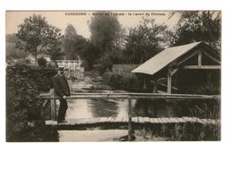 60 Songeons Bords Du Therain Le Lavoir Du Chateau Cpa Carte Animée Animation - Songeons